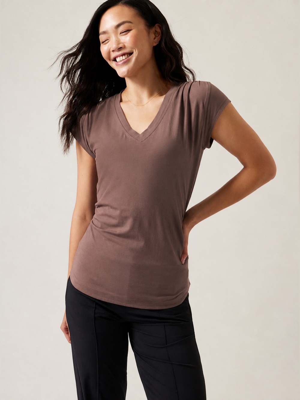 Athleta Women's Outbound V-Neck Ruched T-Shirt Size S